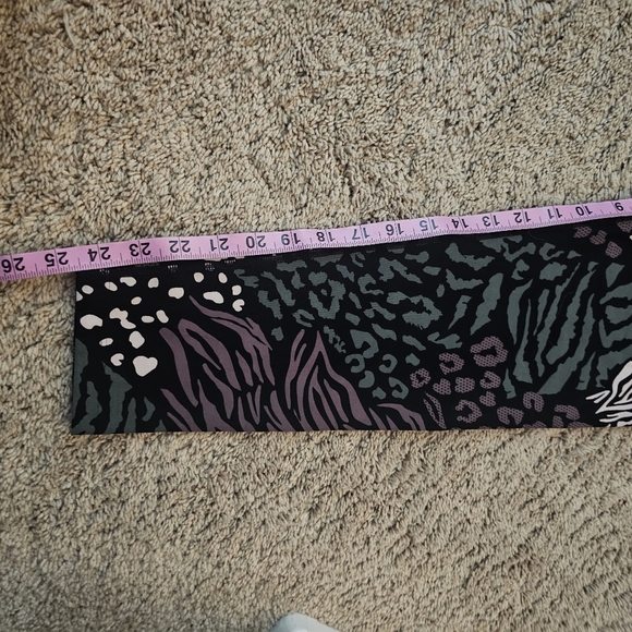 Calvin Klein Performance Wick Leggings Size Medium - Picture 5 of 6